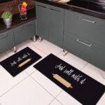 tapete-jogo-cozinha-just-roll-with-it-preto-tapete-passadeira-40x120cm-2